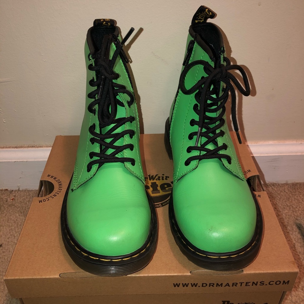 Dr. Martens Slime Green Kids Boots Size 4